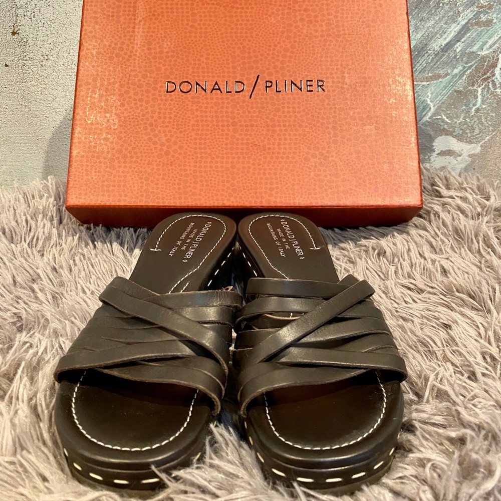❤️ DONALD J. PLINER Brown Leather Sandals 7.5 New